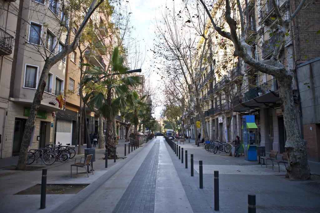 Radas Barcellona Camera foto