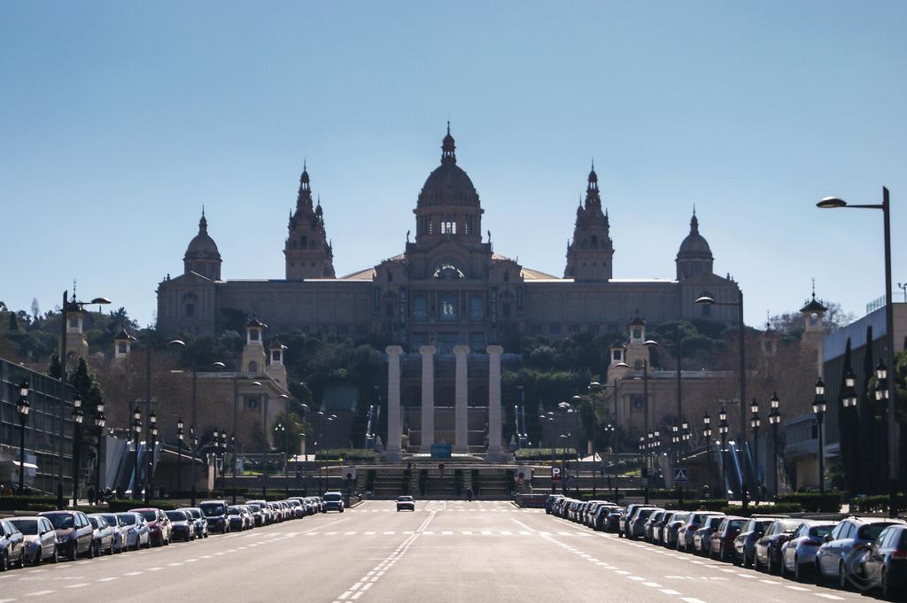 Radas Barcellona Camera foto